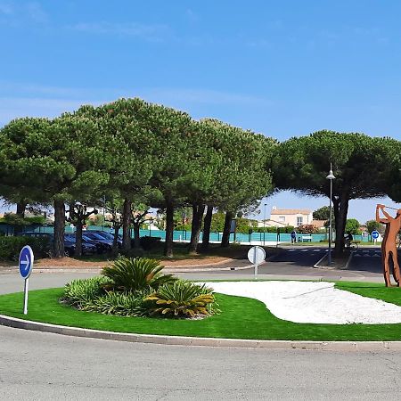 Appartement Vue Sur Mer เลส์ซาบล์-โดล็อนน์ ภายนอก รูปภาพ