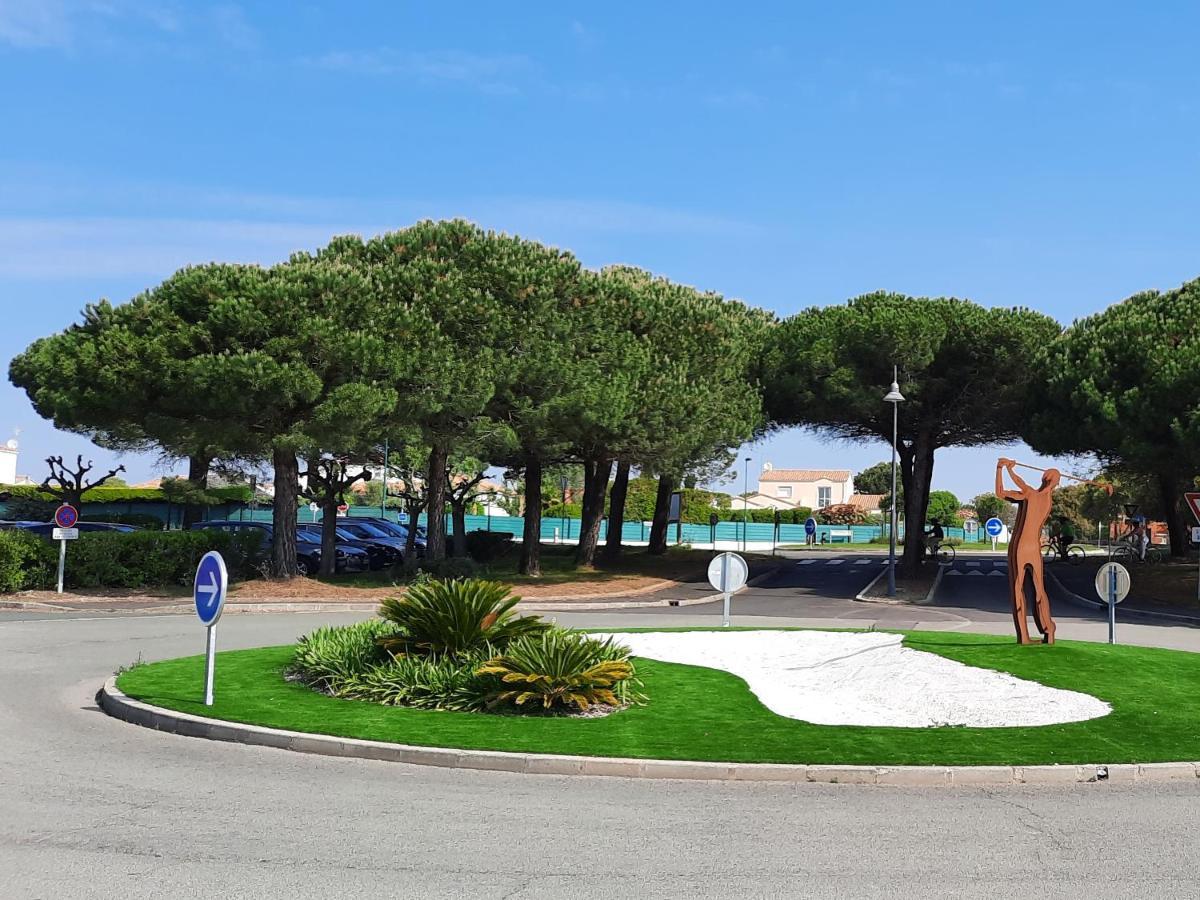 Appartement Vue Sur Mer เลส์ซาบล์-โดล็อนน์ ภายนอก รูปภาพ