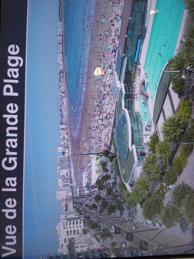 Appartement Vue Sur Mer เลส์ซาบล์-โดล็อนน์ ภายนอก รูปภาพ